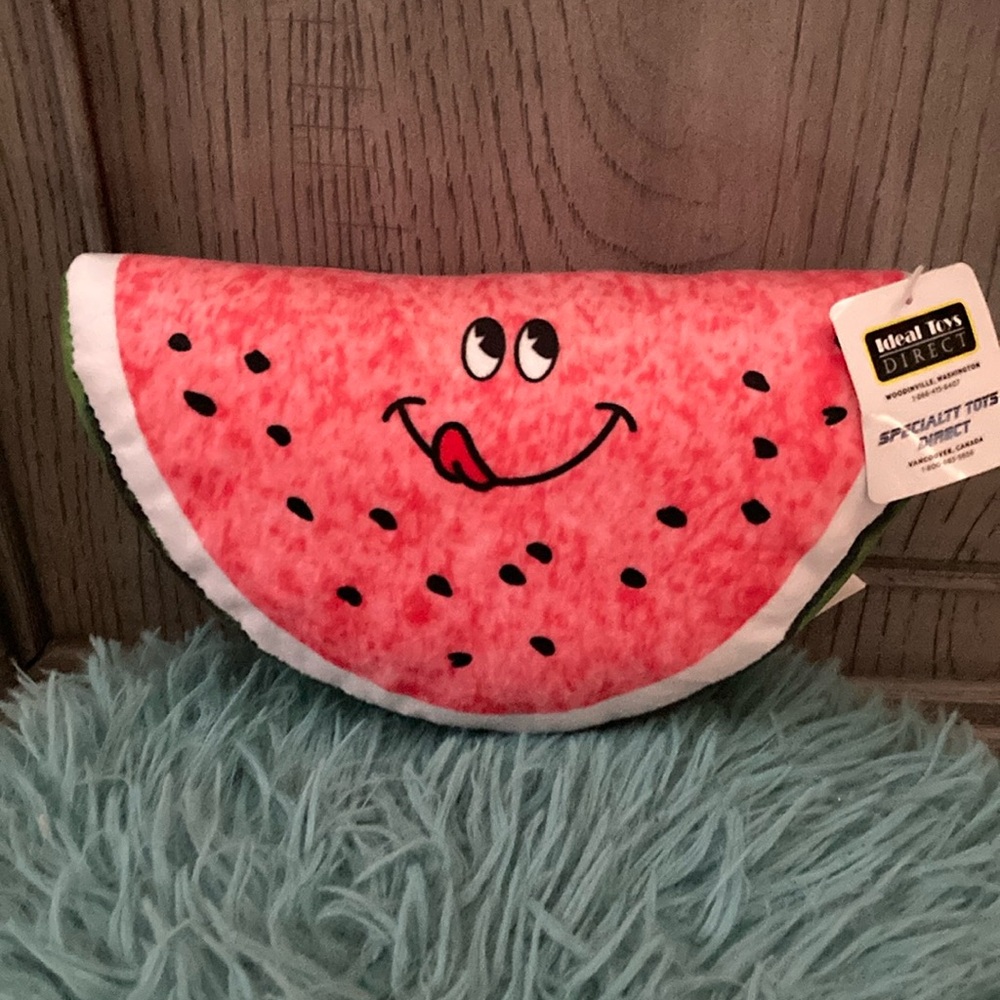 BRAND NEW STUFF ANIMAL! NWT! SMOKE FREE HOME!